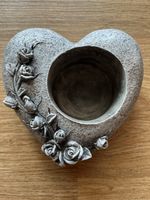 Schöner Kerzenhalter /Herz / Rosen/ Garten