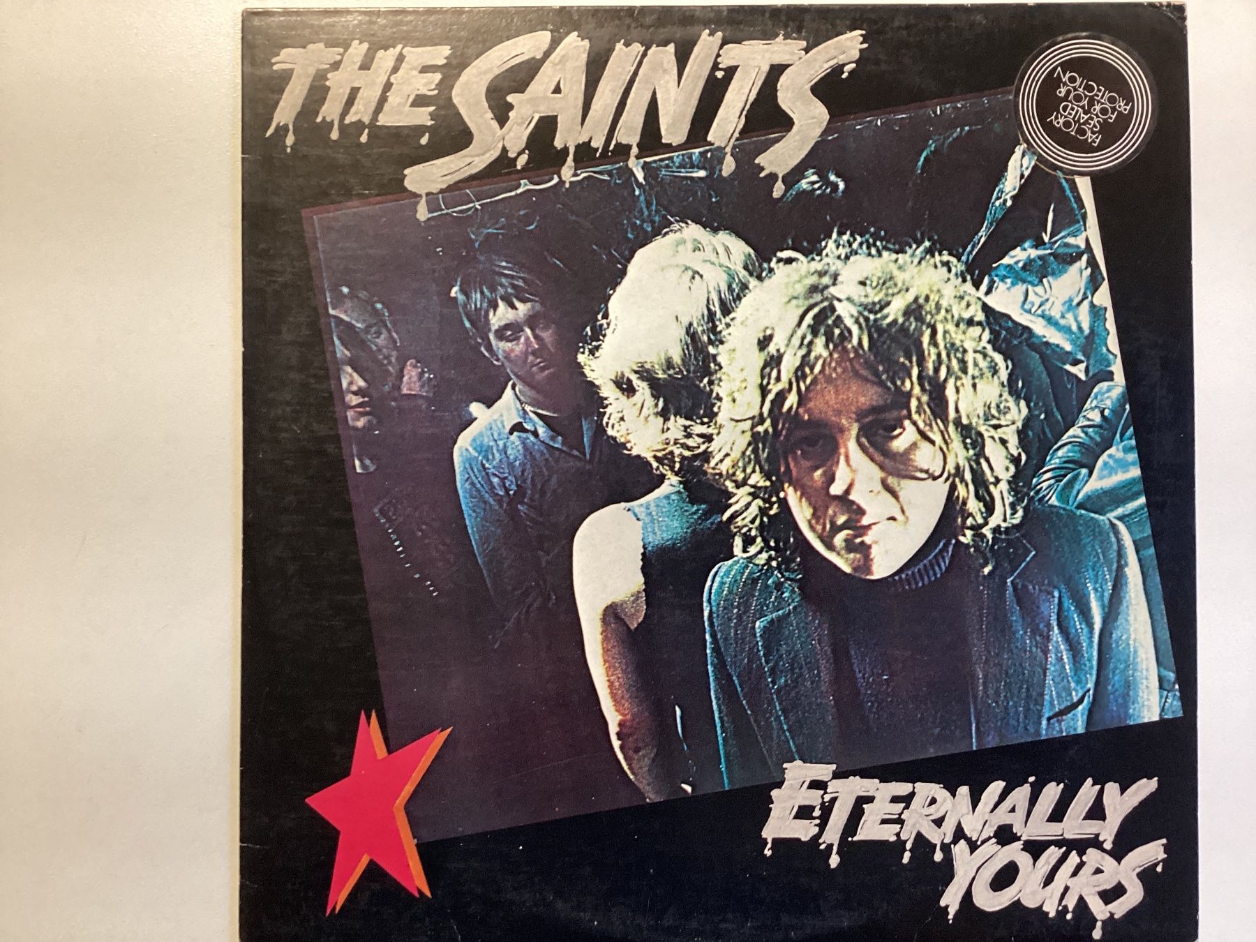 Dischi in vinile: The Saints LP - Eternally Yours – Usato da Gutenswil venduto da Hamzian