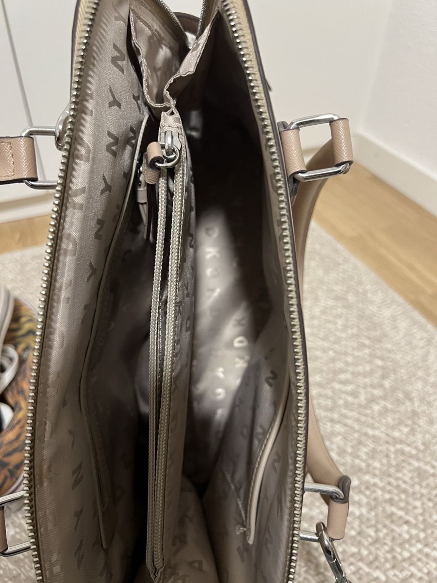 Borse: DKNY Tasche – Usato da Thalwil venduto da and_nb7r 2