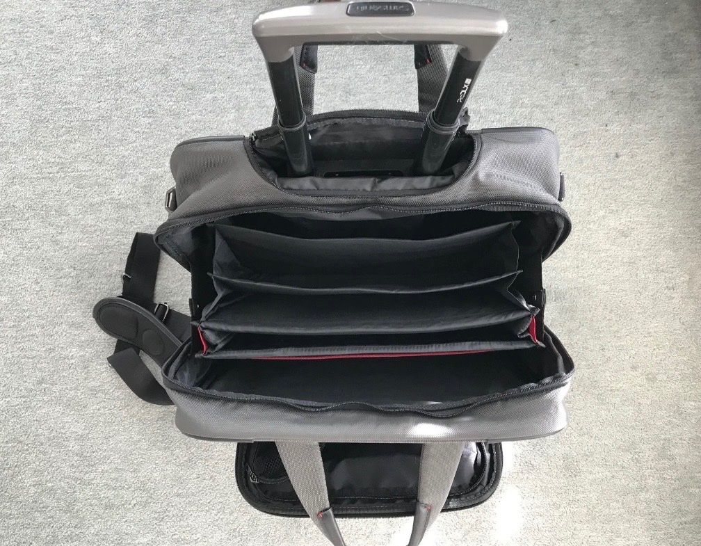 Samsonite Valigie: Samsonite Business Trolley Laptop Tasche – Usato da St. Gallen venduto da lfs_nxl8 1