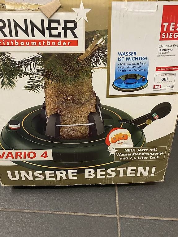Pieds de sapin de Noël: Ständer für Weihnachtsbaum – D'occasion à Erlach par Dehler0