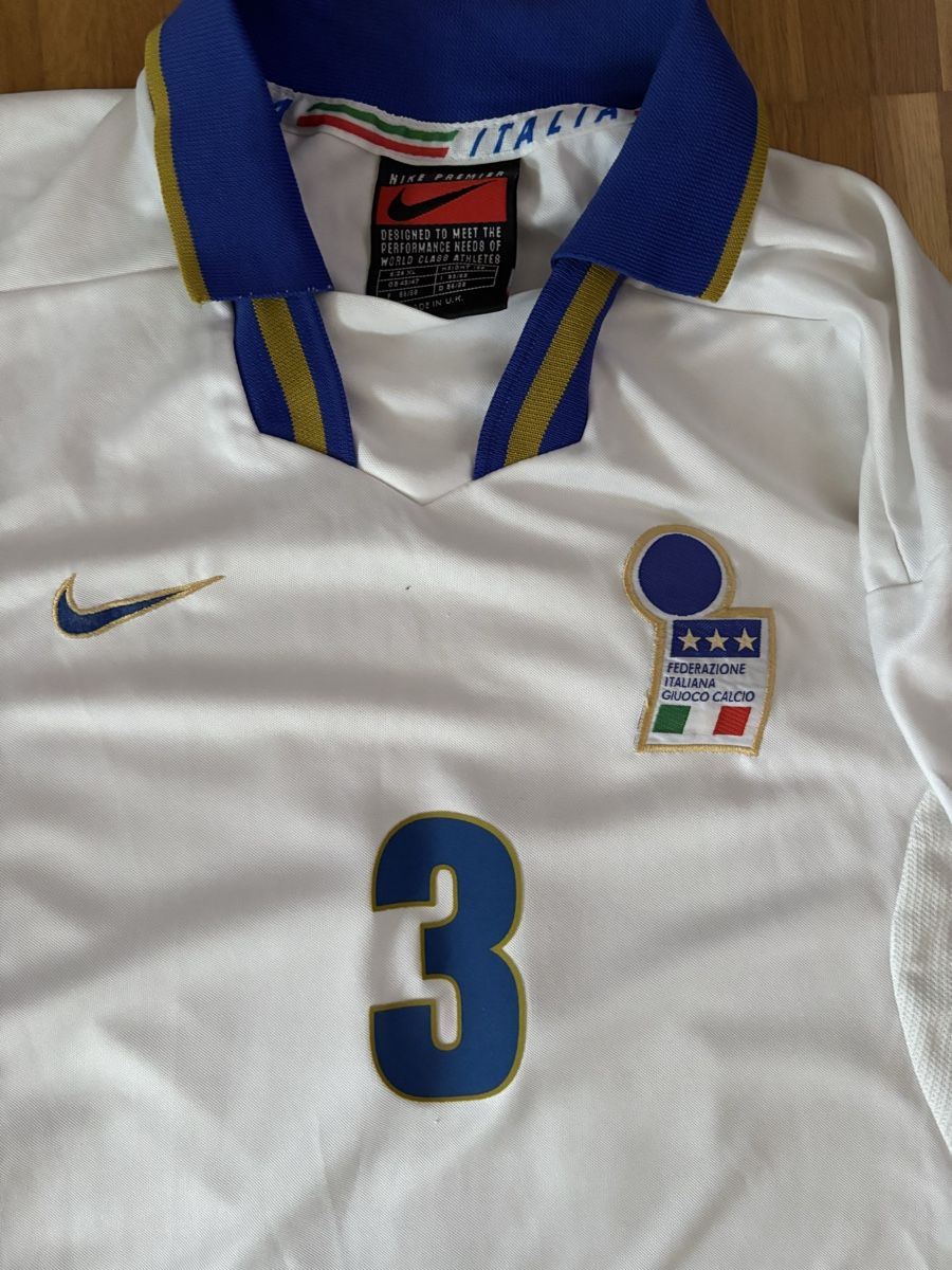Nike Canottiere & Pantaloni: Italien Trikot Maldini – Usato da Zürich venduto da ChampShirts 2
