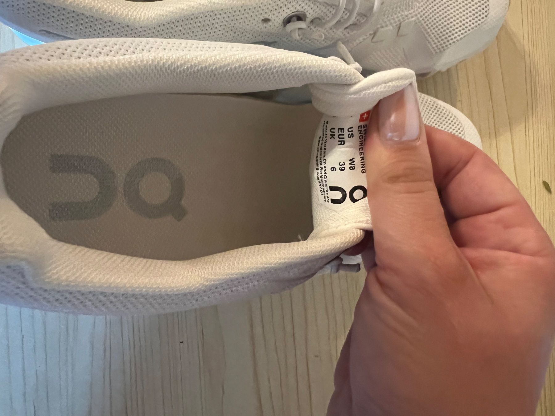 On Scarpe da donna: On schuhe – Usato da Möhlin venduto da sar_xn6j 3