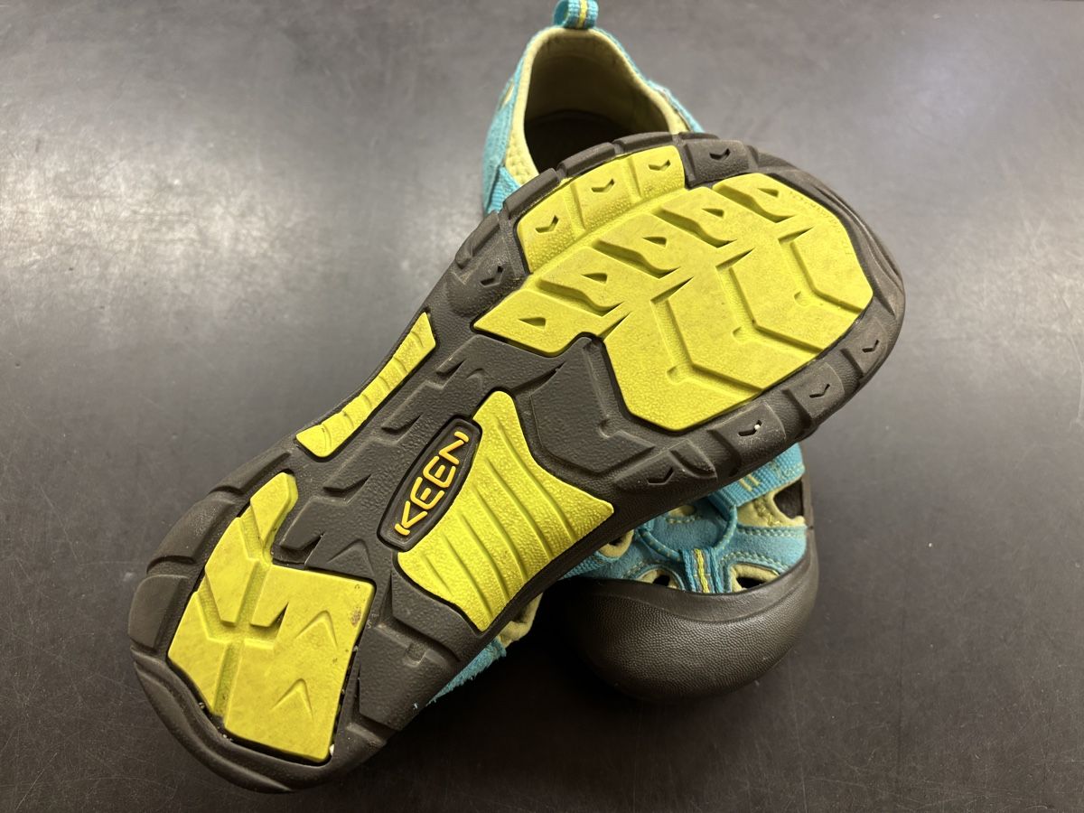 Keen Scarpe da uomo: Keen Wassersandalen, Grösse 37 – Usato da Büren an der Aare venduto da Nikito2001 4