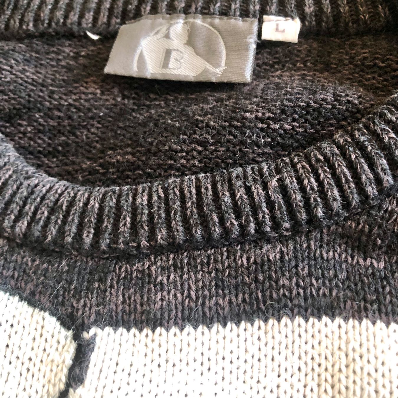 Maglioni & Felpe: Vintage Pullover Hunde, Grösse L – Usato da Brienz BE venduto da Kokolea84 3