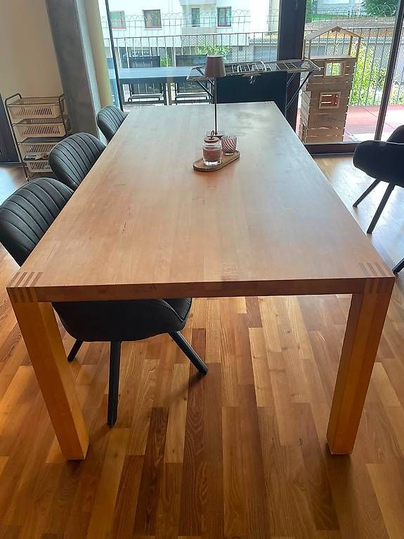 Tavoli: Esstisch massiv aus Holz – Usato da Brunnen venduto da Noldius 1