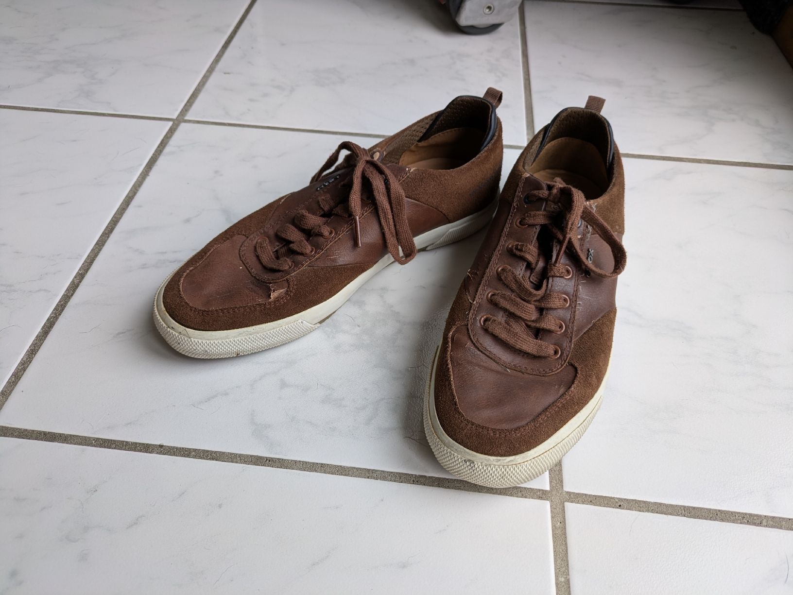 Geox Scarpe da uomo: Geox Herrenschuhe Gr 40 – Usato da Emmen venduto da Giraff4