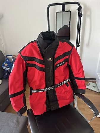 Motorrad Jacke & Hose? CHF 180
