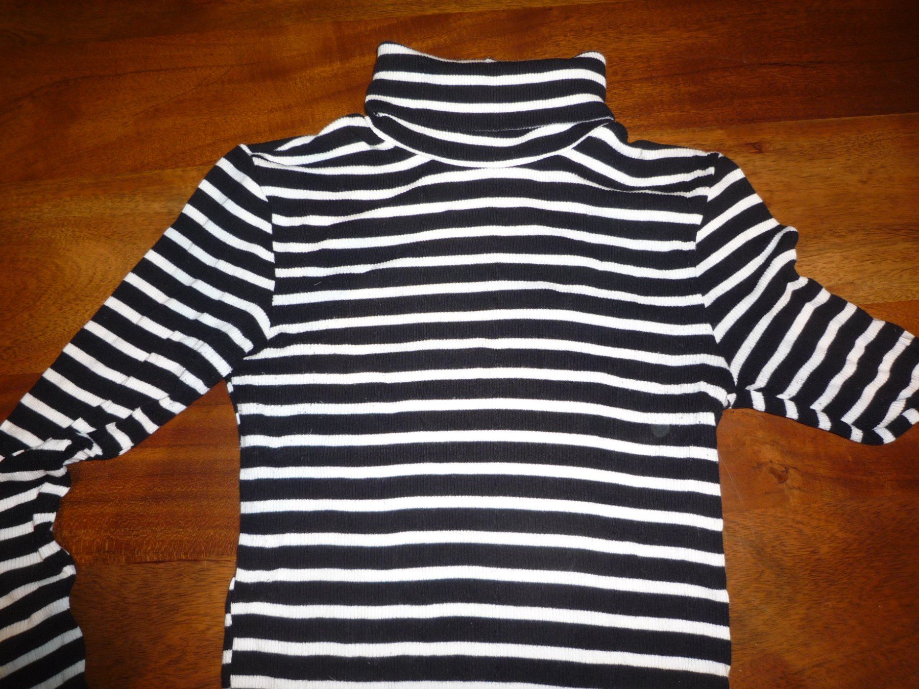 Maglioni & Felpe: PULLI GR.XS – Usato da Andwil SG venduto da schmei 1