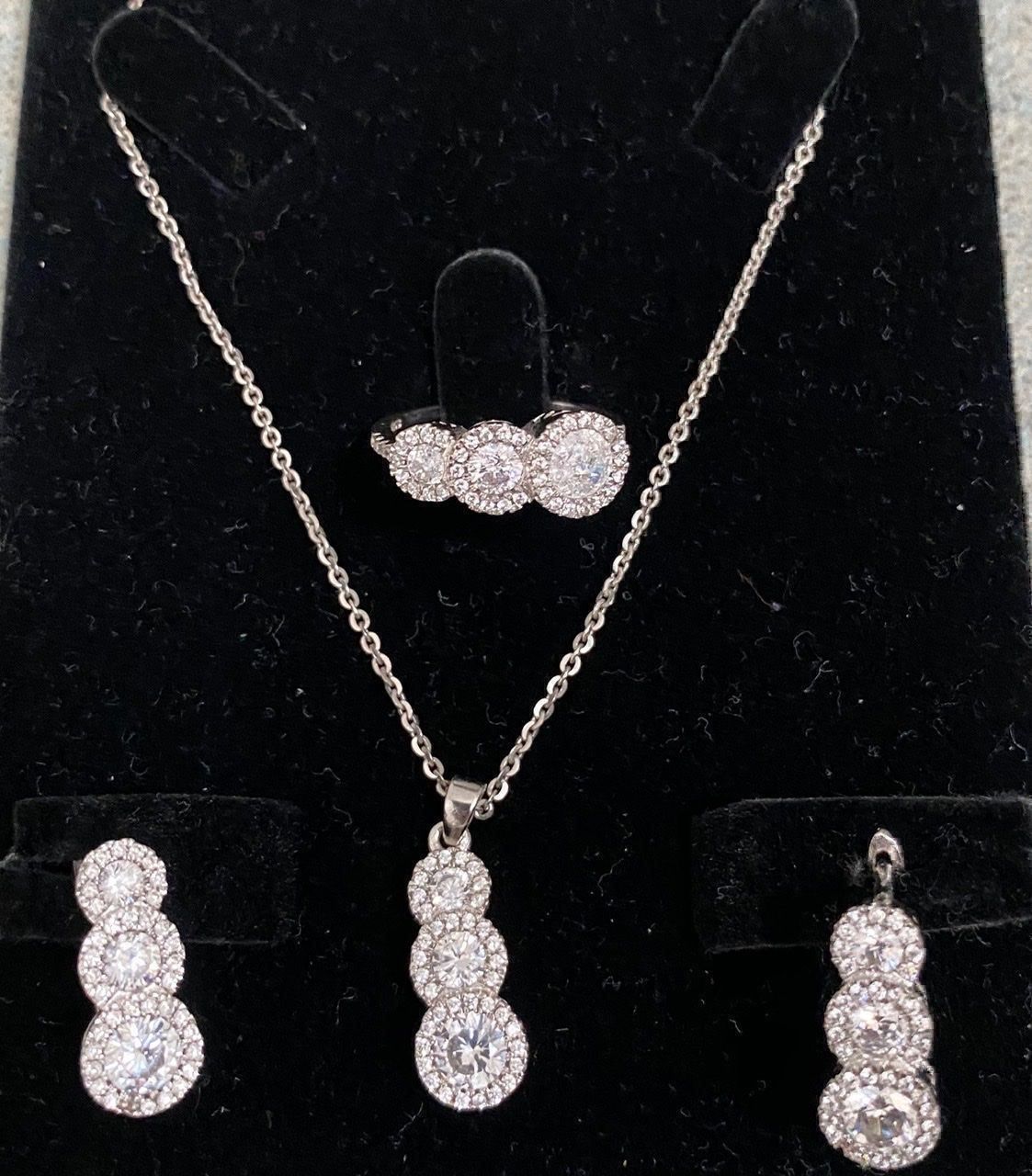 Catenine: Silber set 925 – Nuovo (secondo la descrizione) da Pfungen venduto da Outlet64