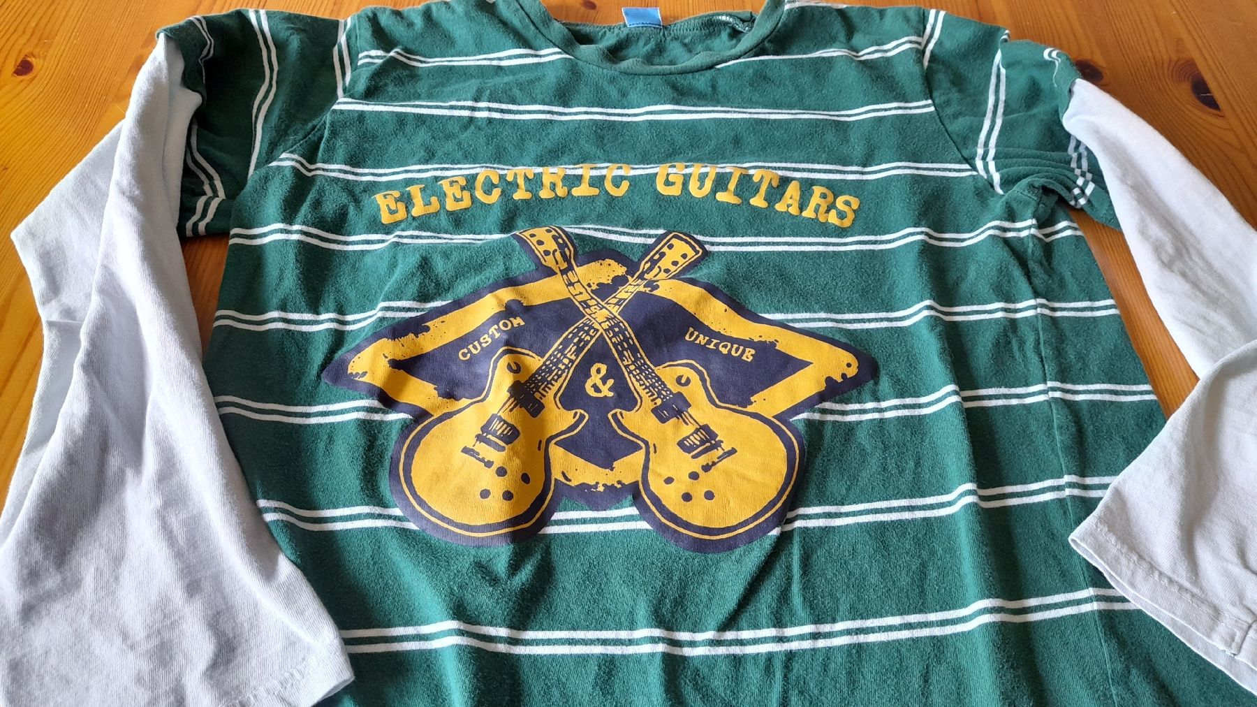 C&A Pigiama & Simili: Pyjama gr. 176 – Usato da Nesslau venduto da Churfirsten08 1