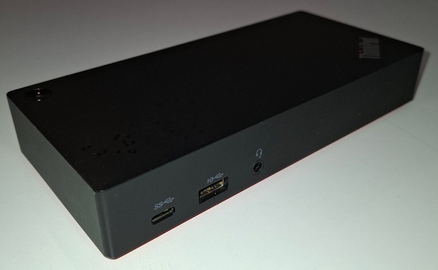 Lenovo Dockingstation: Lenovo USB-C Dock Gen 2 + Netzteil – Gebraucht aus St. Gallen von WWL 4