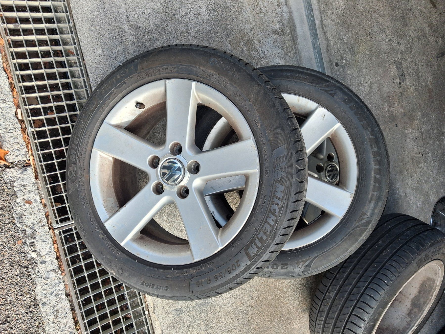 Pneumatici & Ruote complete: VW Räder – Usato da Bilten venduto da Thebest0