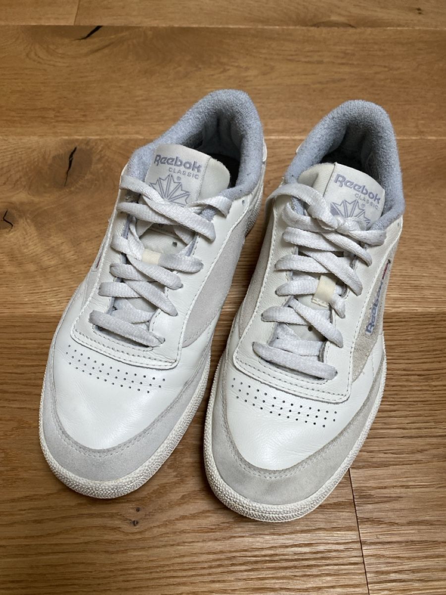 Reebok Damenschuhe: Reebok Classic Sneaker weiss grau/hellblau, gebrauchter – Gebraucht aus Wetzikon ZH von purple_44