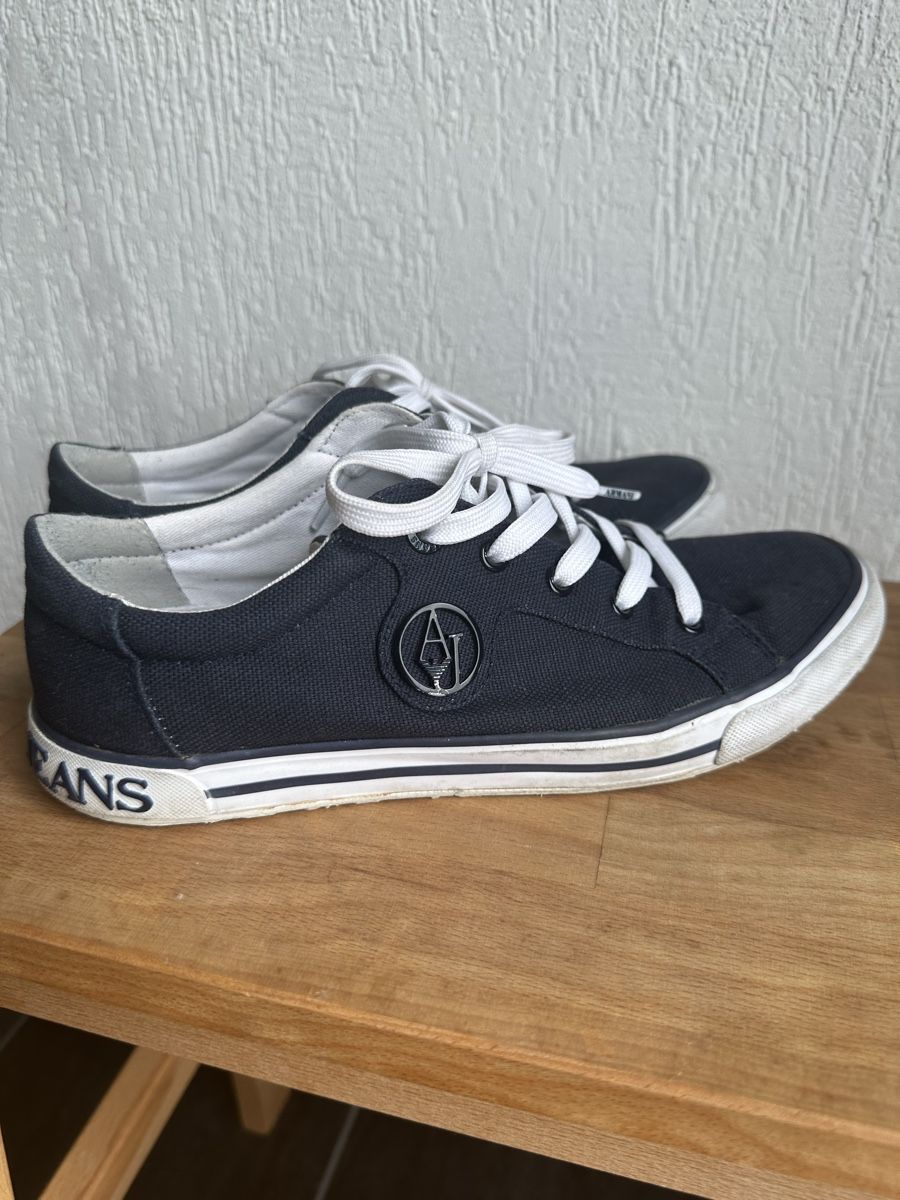 Armani Scarpe da donna: Armani Jeans Sneaker, Schuhe – Usato da Winterthur venduto da pompowerpuff 1