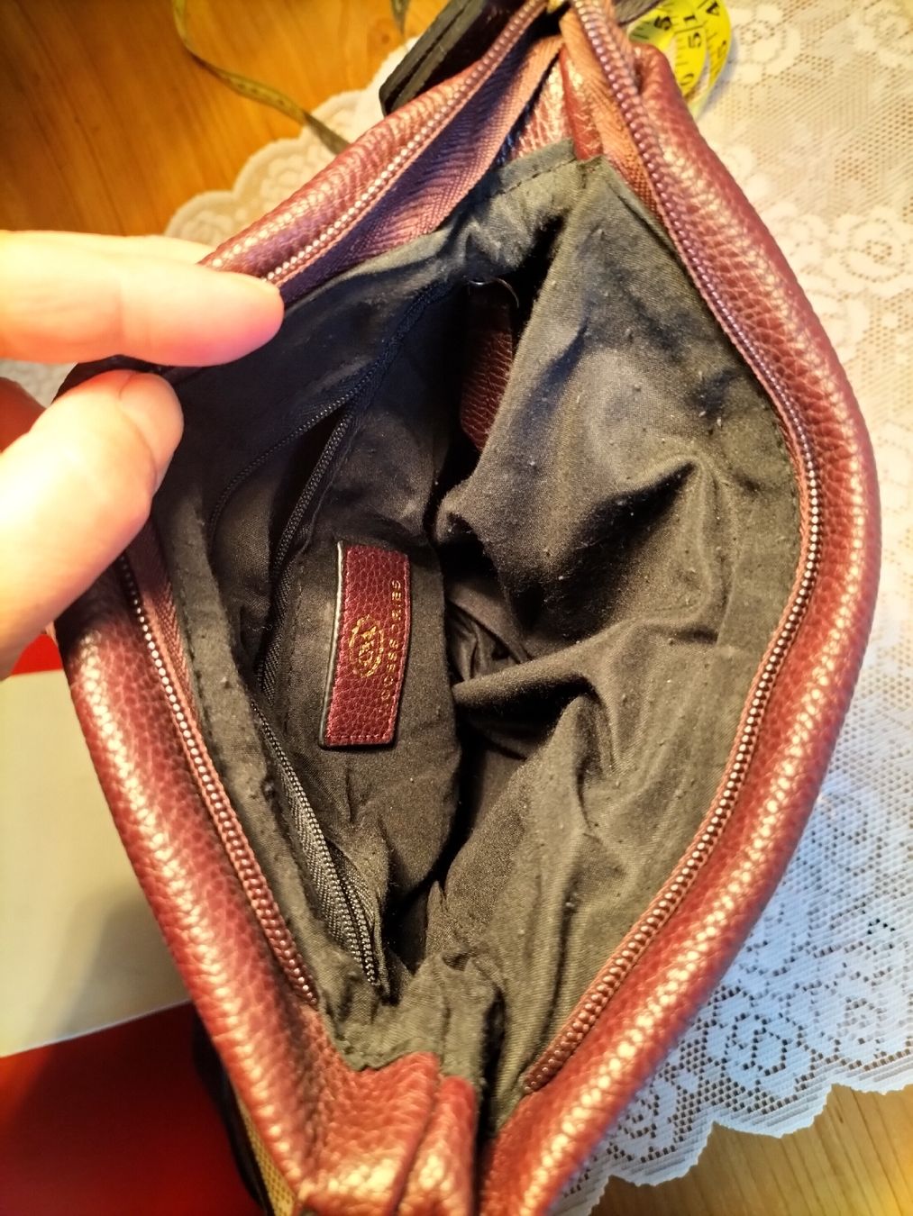 C&A Borse da donna: C&A Handtasche, Umhängetasche, bordeauxrot – Usato da Schaffhausen venduto da sunsetever 5
