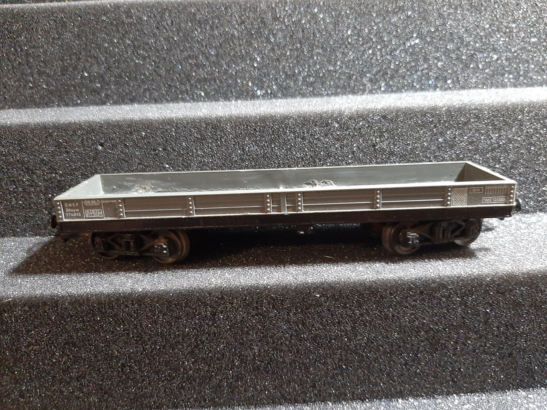 Jouef Modelleisenbahnen: JOUEF SNCF 4174813 REF.8 – Gebraucht aus Avully von RIVALIS 1