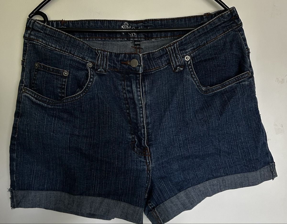 Jeans: Jean Shorts – Gebraucht aus Zürich von ElsterAuge7 1