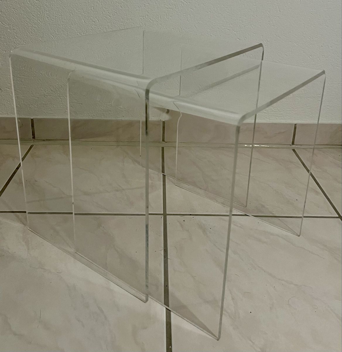 Tische: Vintage 2 Satz Couchtisch Plexiglas Design  – Gebraucht aus Hunzenschwil von Madachica 2