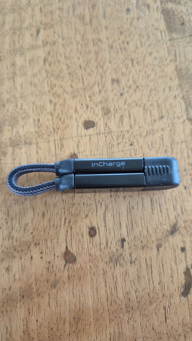 Kabel: rolling square Ladekabel InCharge Multi-Adapter schwarz – Neu (gemäss Beschreibung) aus Küsnacht ZH von Canada-2012 1