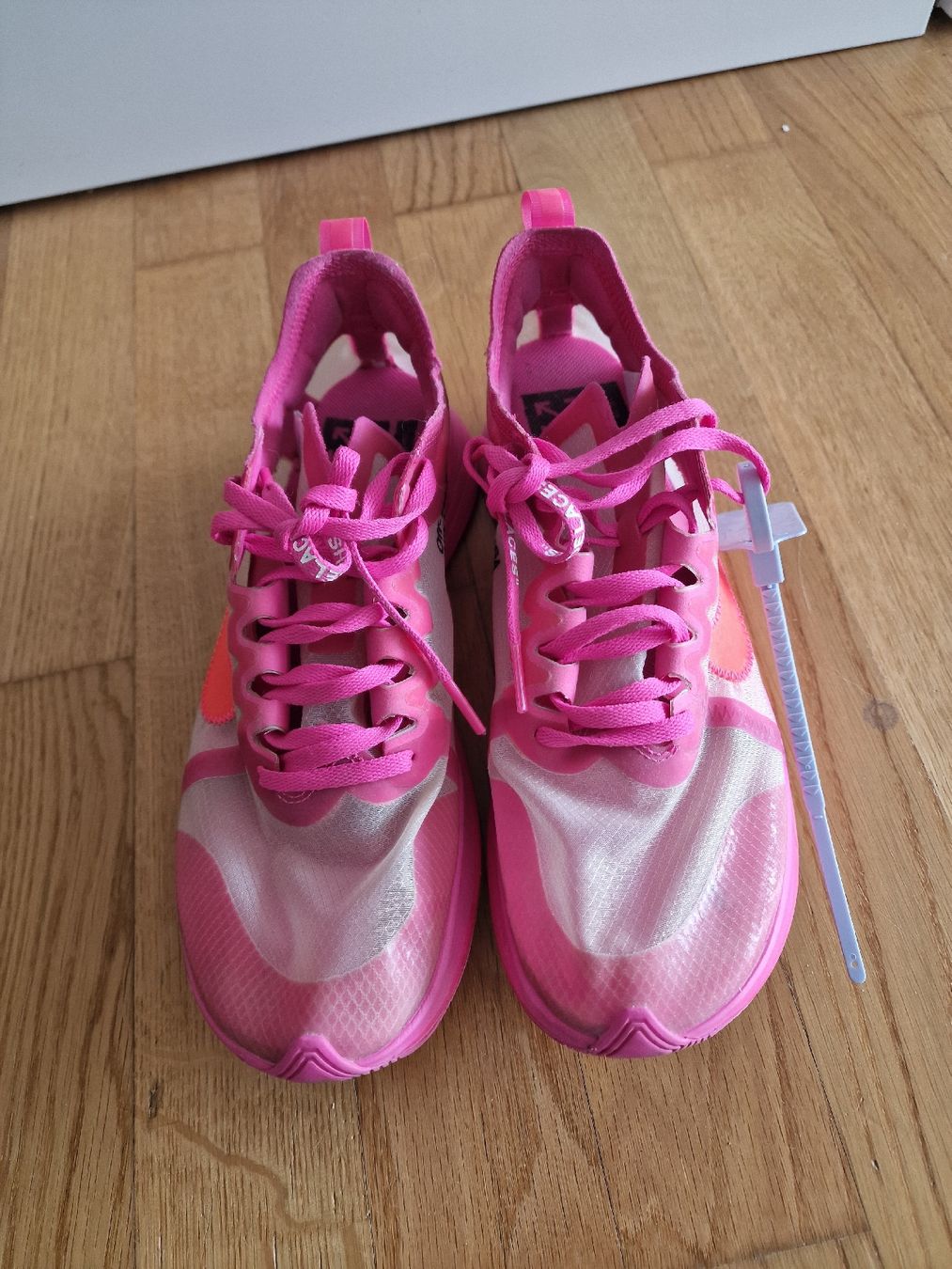 Nike Scarpe da donna: Nike Zoom Fly Off-White Pink Gr.41 – Usato da Schlieren venduto da jen_x559 5