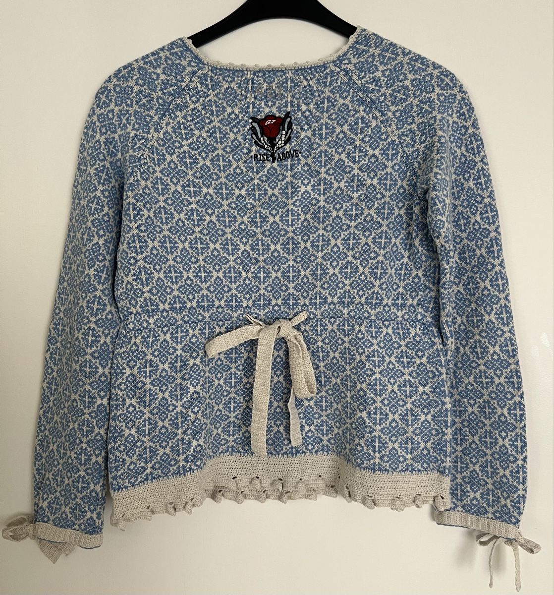 Odd Molly Pulls & Sweat-shirts: Odd Molly Pullover blau weiss Grösse 2  – D'occasion à Uster par Family_Boutique 1