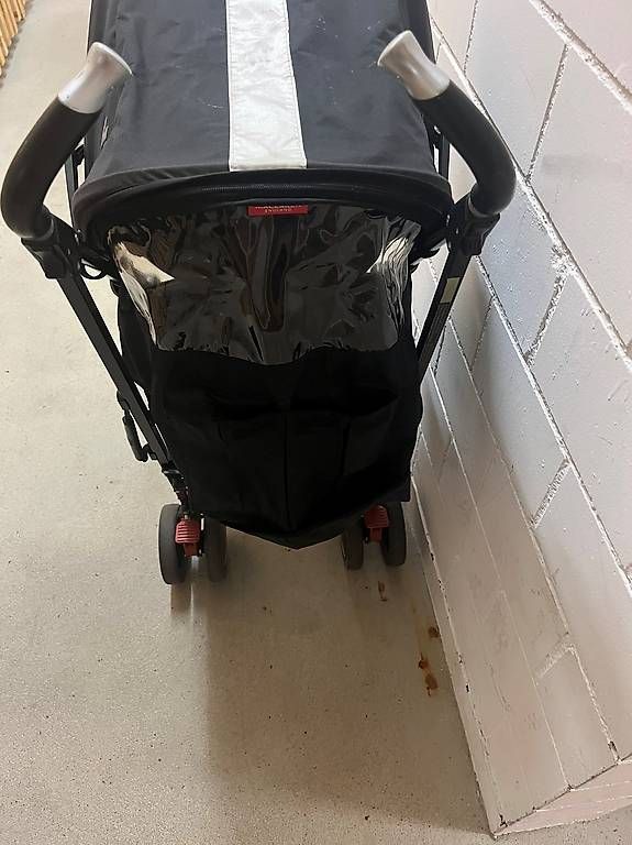 Carrozzine: Maclaren Kinderwagen Schwarz – Usato da Schlieren venduto da dte_5prt 1