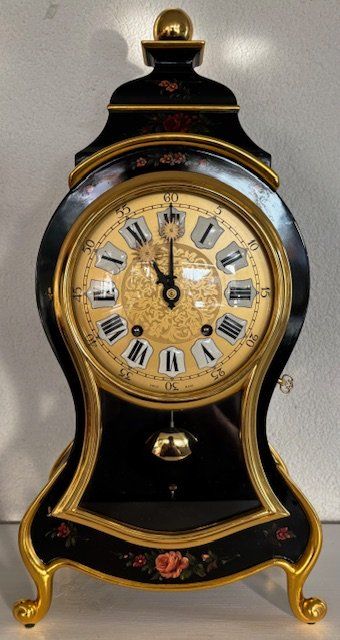 Zenith Orologi da terra & Orologi da parete: Neuenburger Pendule Zenith Swiss – Usato da Dübendorf venduto da feaver