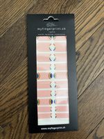 myfingerprint.ch Nagelfolie Regenbogen pink 20 Streifen