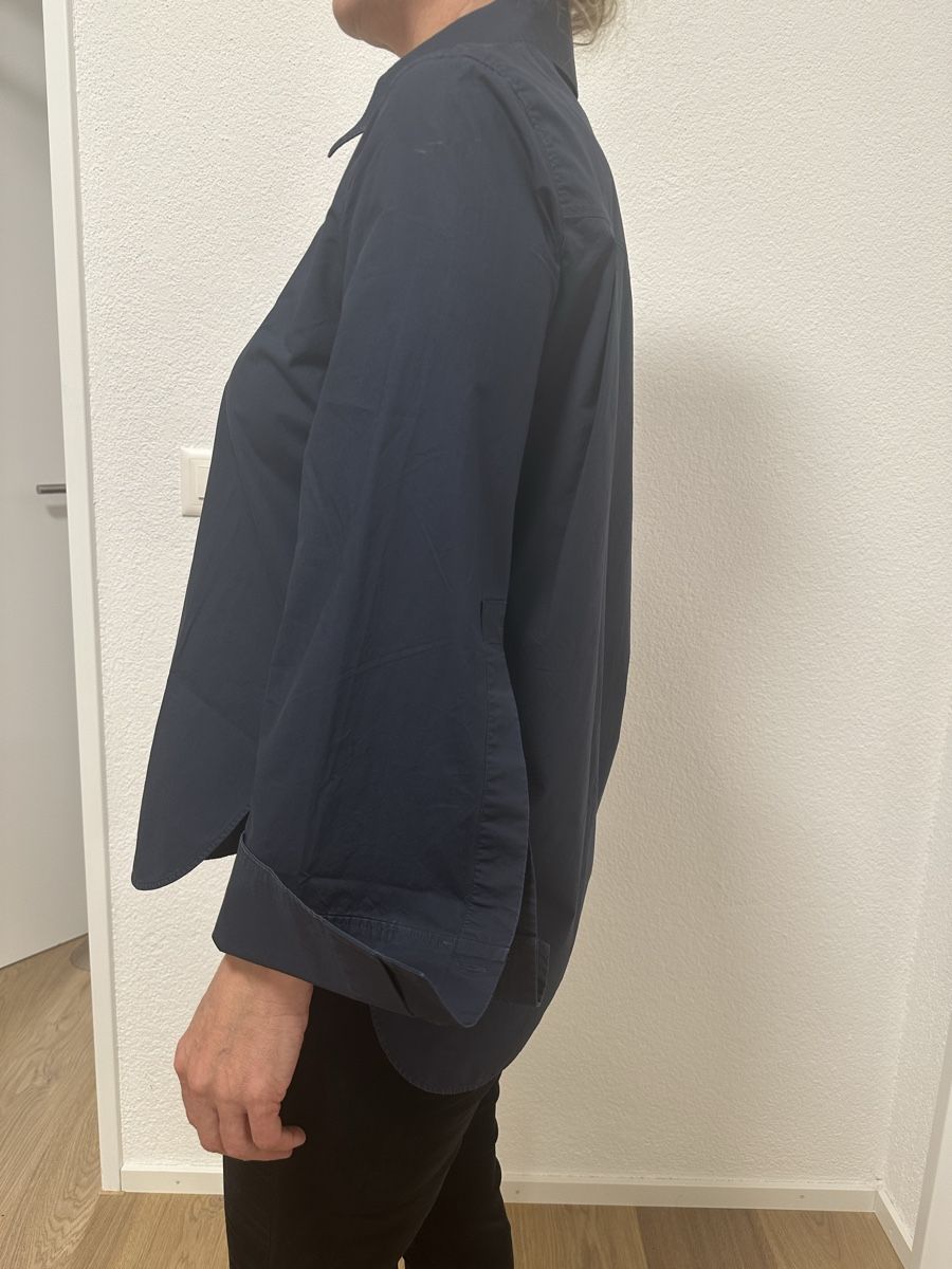 Cos Camicette: Dunkelblaues COS Hemd Grösse 34 / XS – Nuovo (secondo la descrizione) da Glattbrugg venduto da SMusic98 1