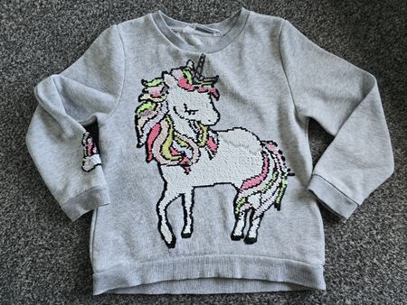 Mädchen Pullover Einhorn Pailletten Gr. 104-110 