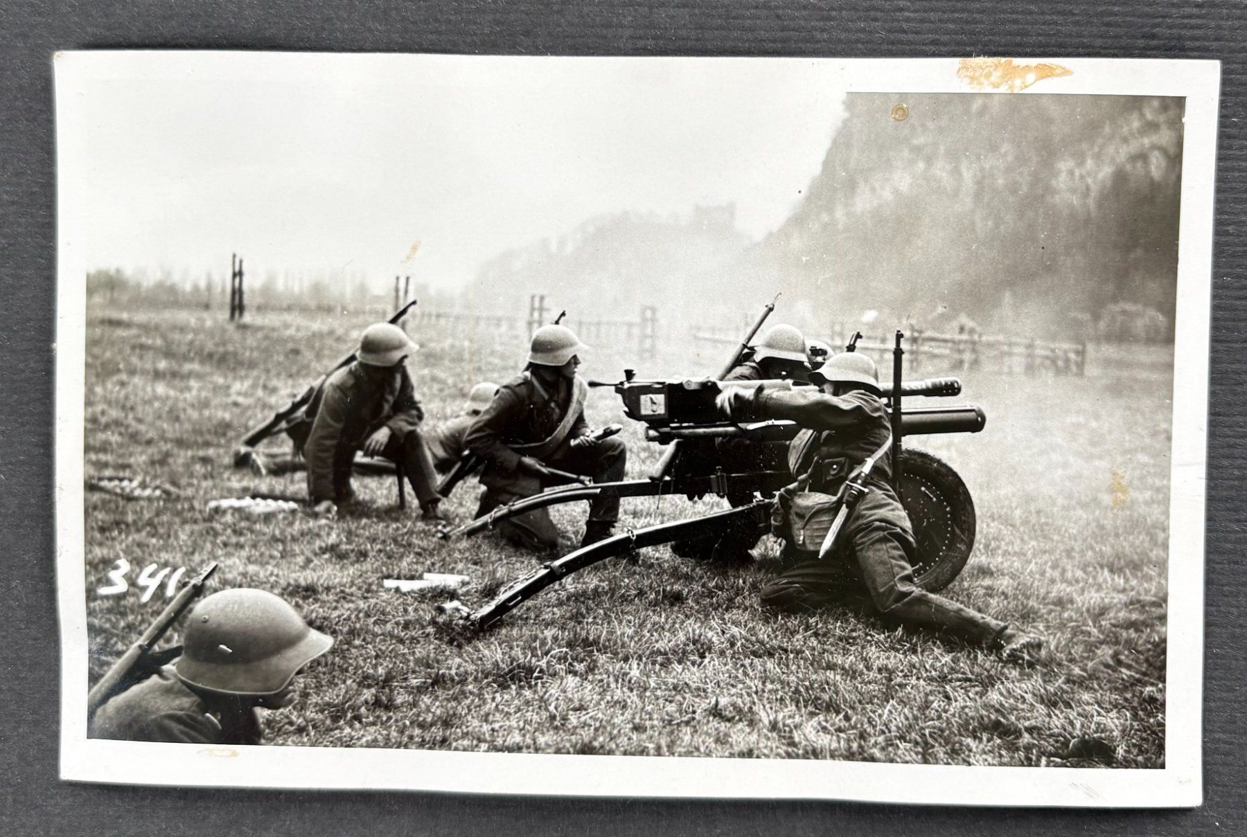 Schweizer Armee Armi bianche: ANTIKE ANSICHTSKARTE SCHWEIZER ARMEE GESCHÜTZ – Usato da Ostermundigen venduto da Heavenmaus75
