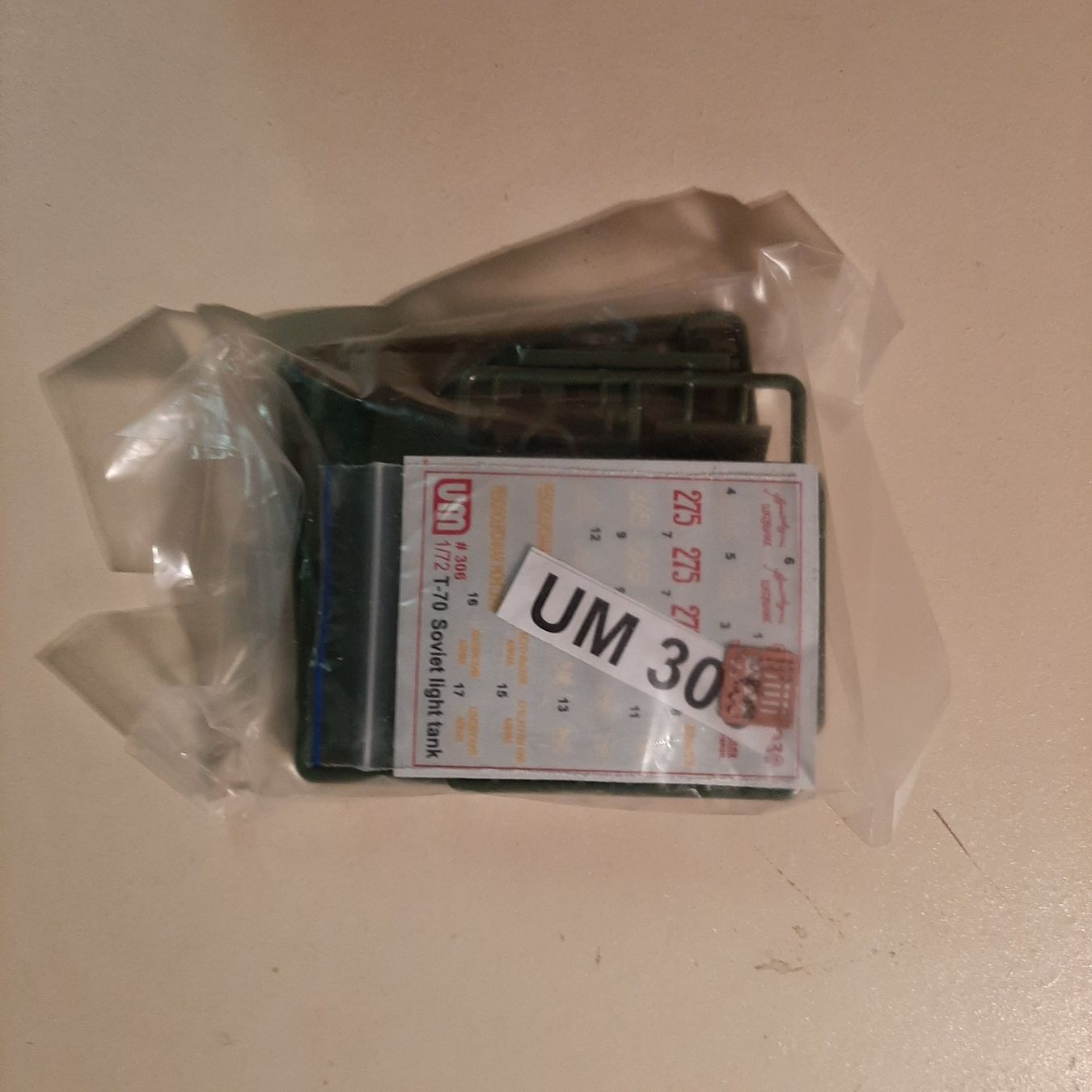 Modellbausätze & Standmodelle: 812 ... T-70 M Panzer ... UM 306 – Neu (gemäss Beschreibung) aus Bonstetten von Benibanny59 3