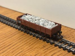 L2390: Güterwagen, beladen (Spur N)