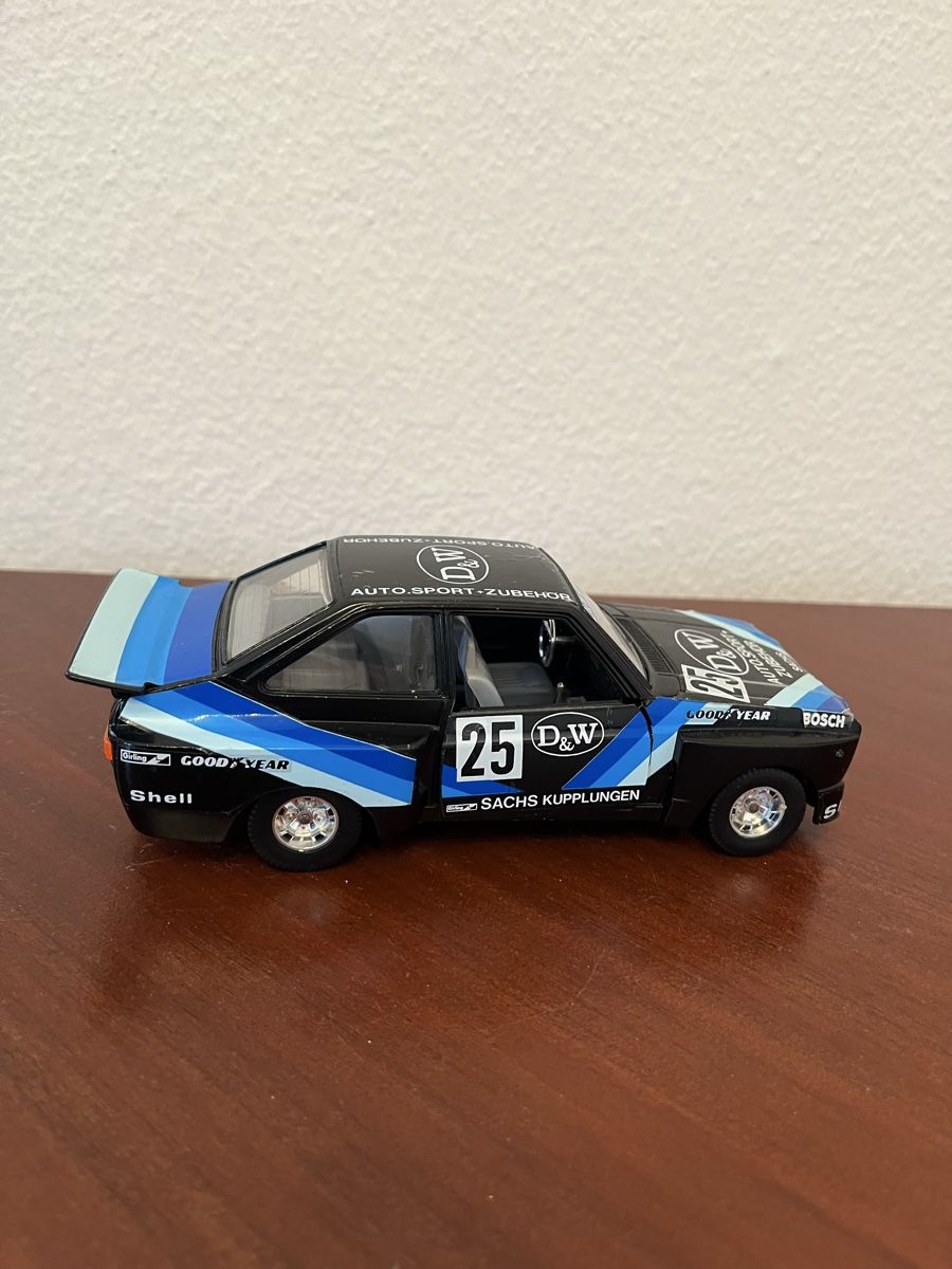Bburago Modellini d'auto: Ford Escort Zakspeed Bburago – Usato da Wabern venduto da Housi78 2