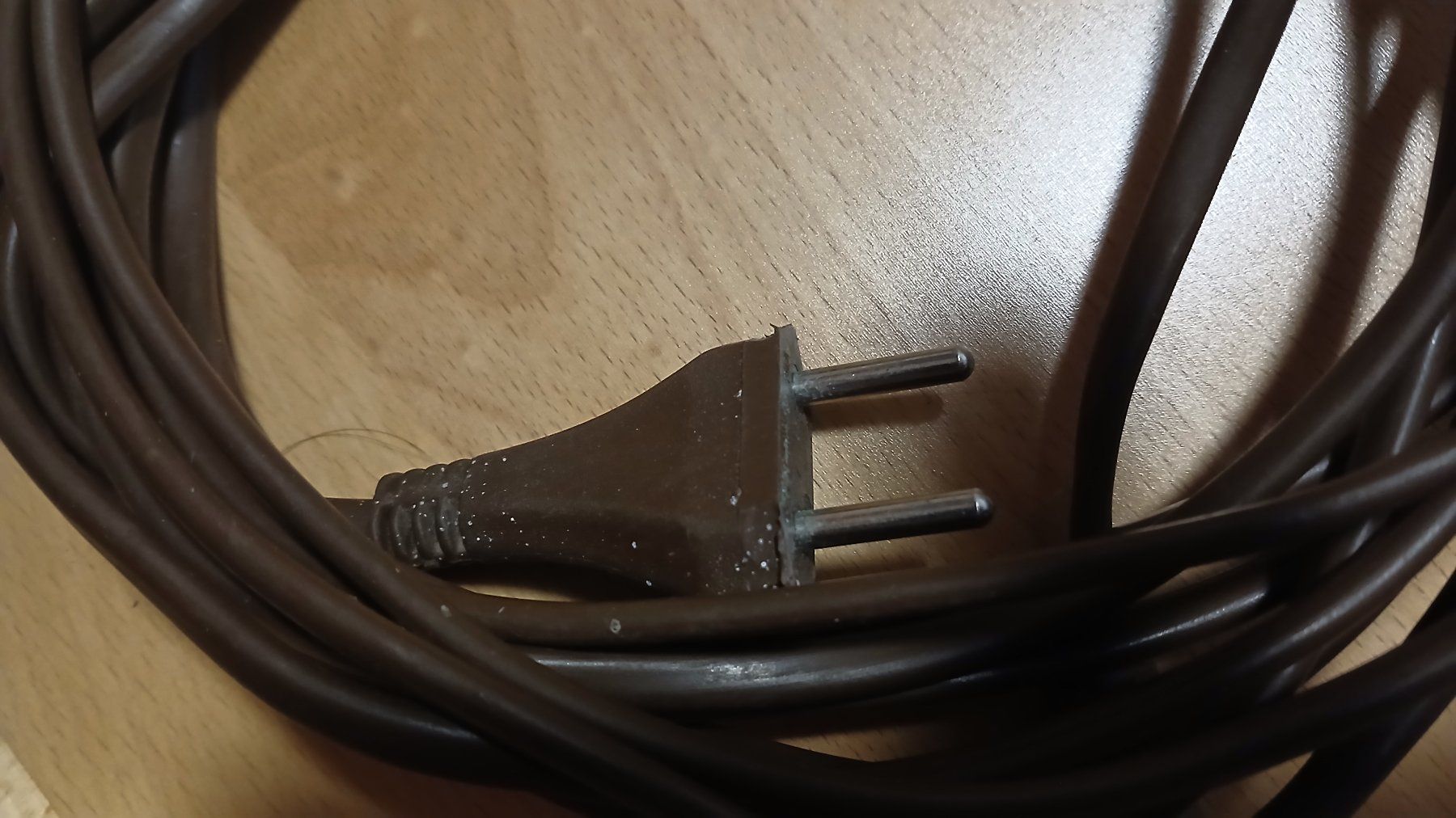 Kabel: Verlängerungskabel 2Fach 5m braun – Gebraucht aus hinwil von tho_j6kz 3