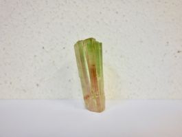 TURMALIN KRISTALL 55.9ct 37 x 15.5 x 12 mm NATUR SKULPTUR