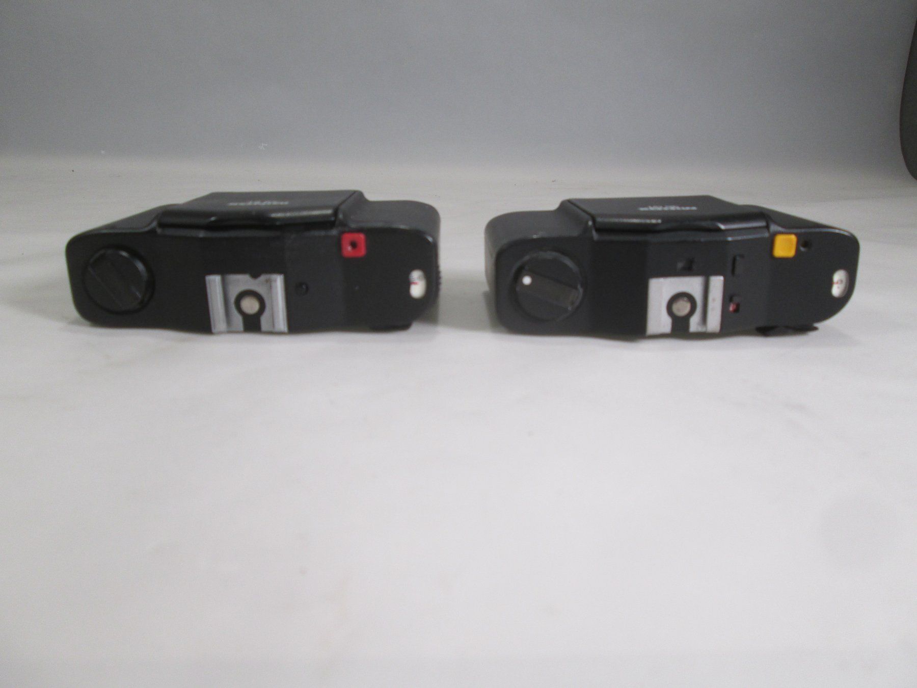 Minox Kamera: 2 Stück original MINOX 35 – Defekt aus Rapperswil SG von designandmore 4