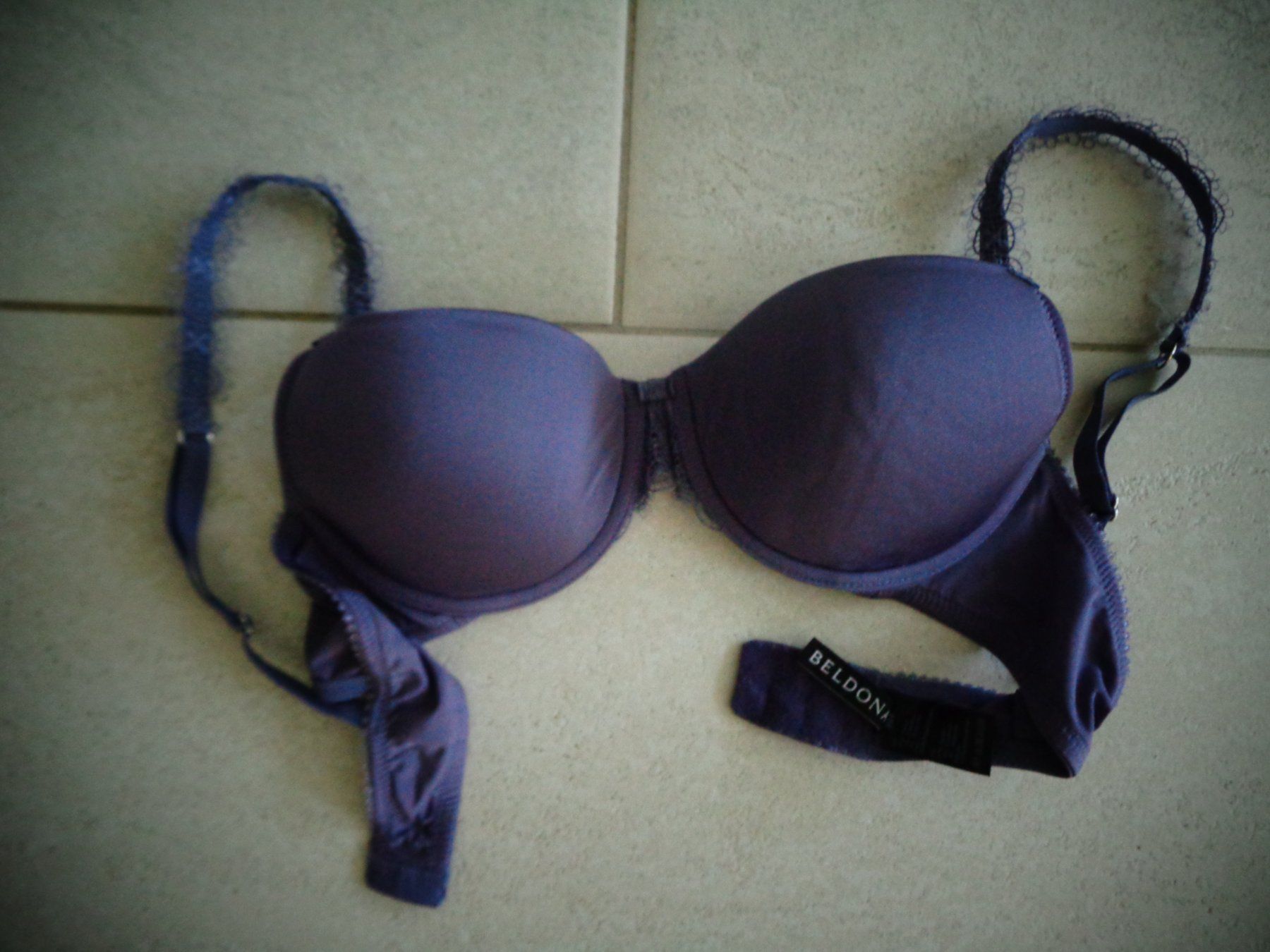 Beldona Altra biancheria intima: BELDONA BH GR.80 A *NEU* – Nuovo (secondo la descrizione) da Rotkreuz venduto da Samballi