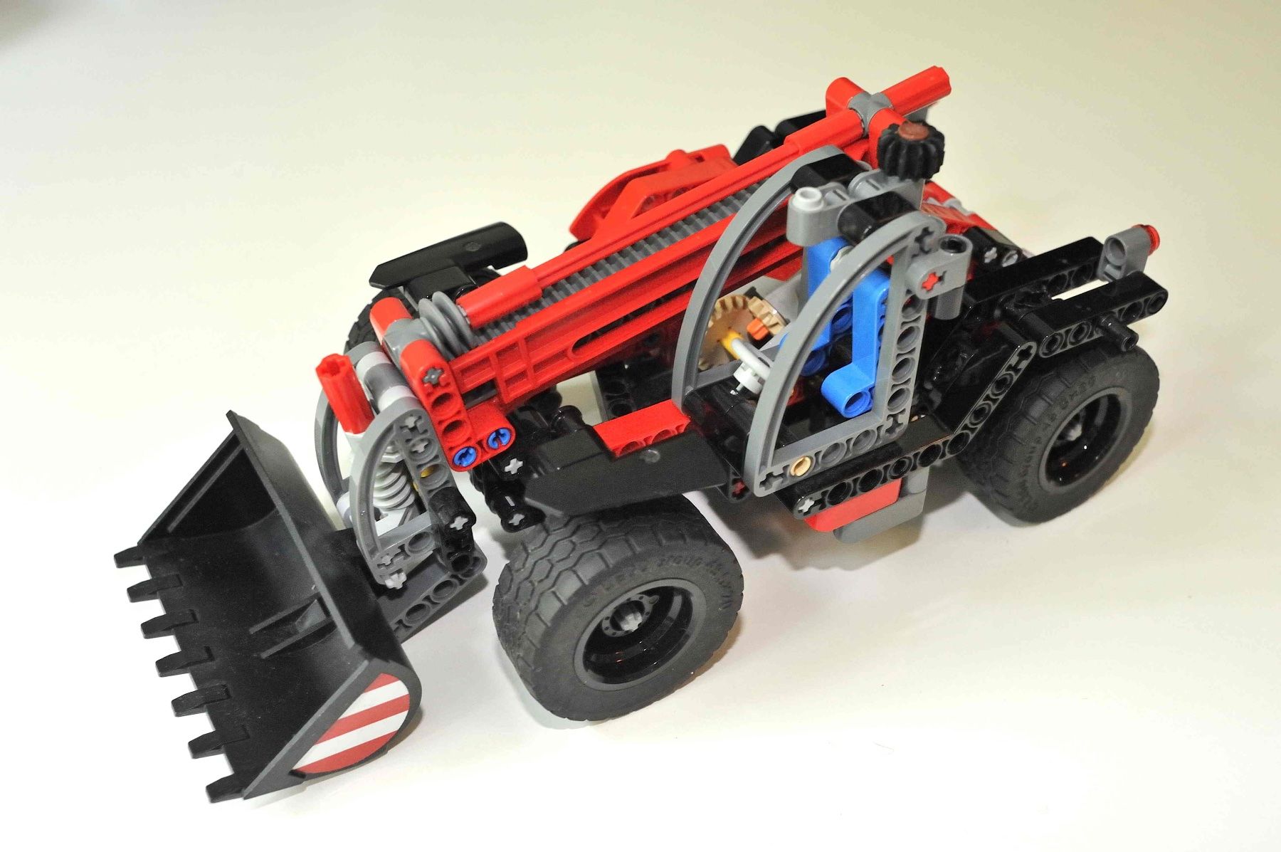 Lego Giocattoli: LegoTechnik Hebe-Bagger – Usato da Schwerzenbach venduto da floridan 1