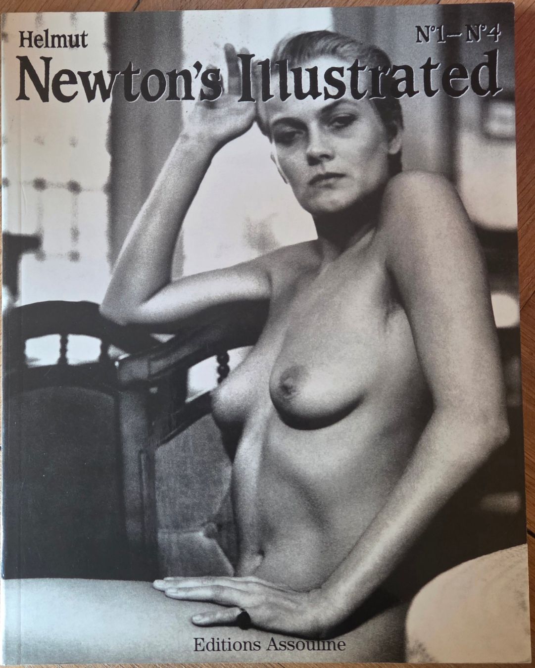 Bücher: Helmut Newton's Illustrated No 1-4 – Gebraucht aus Conches von mrp_qpt5