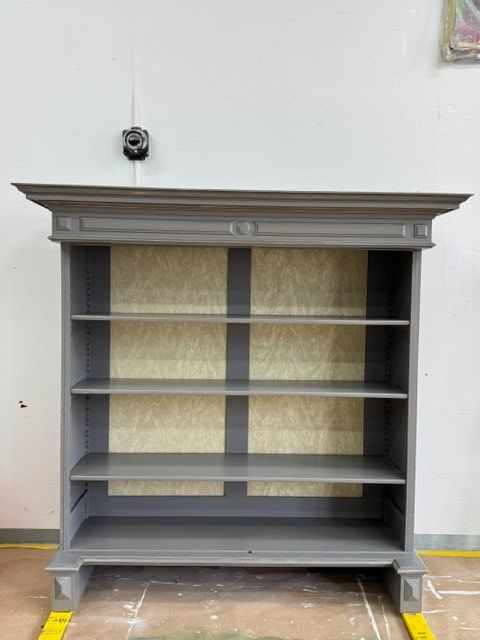 Vetrine: Massive Holz Vitrine – Usato da Muttenz venduto da Gucci2005 4
