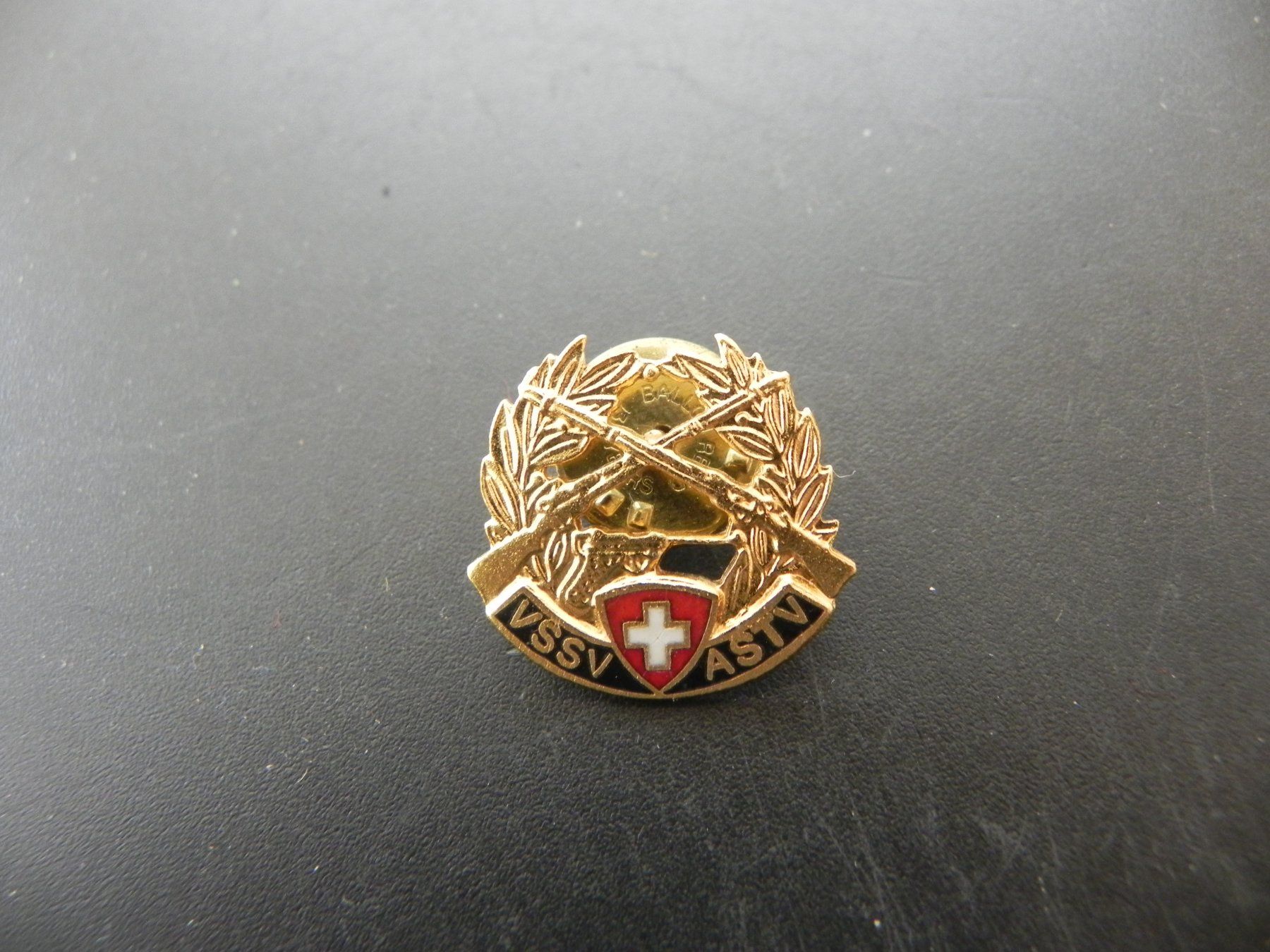 Placchette & Badge: Schützen Abzeichen VSSV ASTV Schweiz – Usato da Biel/Bienne venduto da Gogolozi