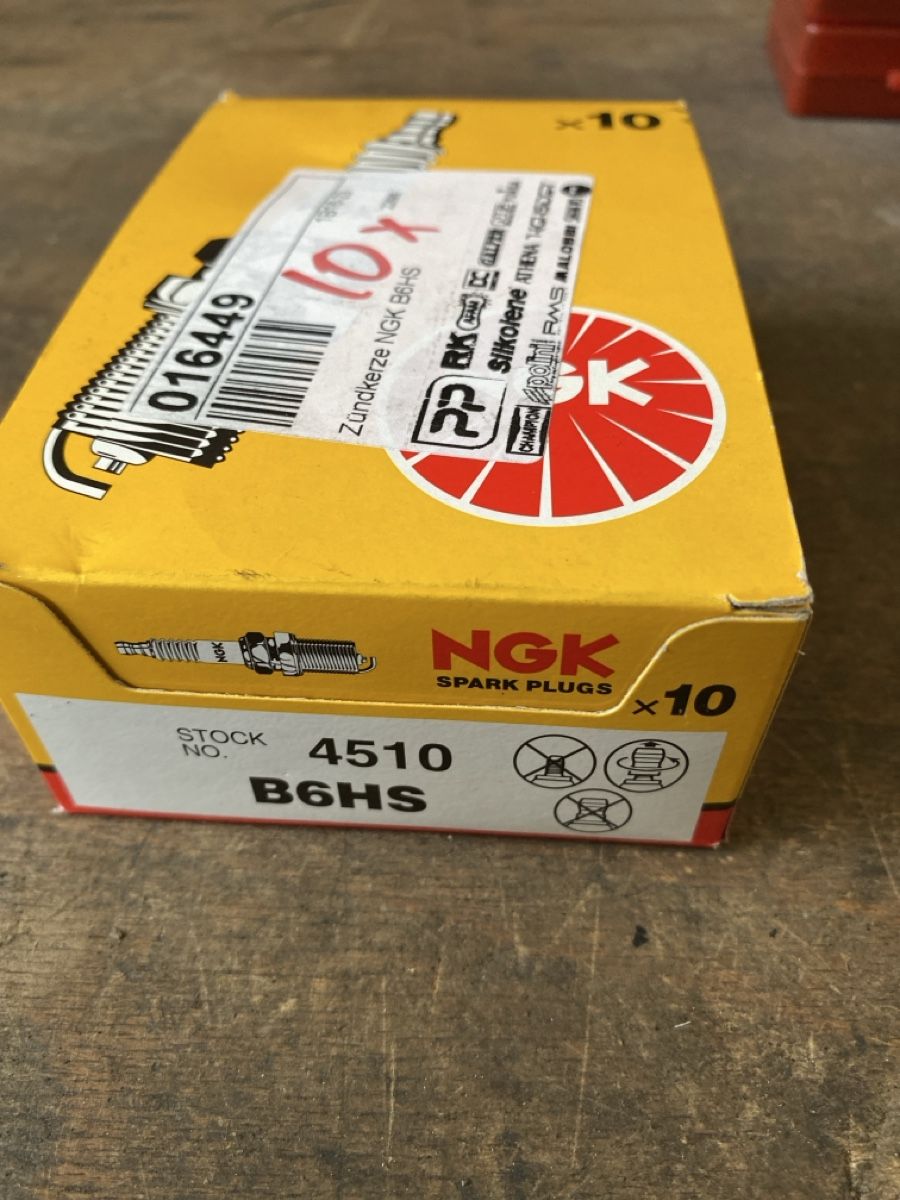 NGK Tutti i ricambio per moto: Zündkerze NGK B6HS  neu – Nuovo (secondo la descrizione) da Zürich venduto da alt-eisen 2