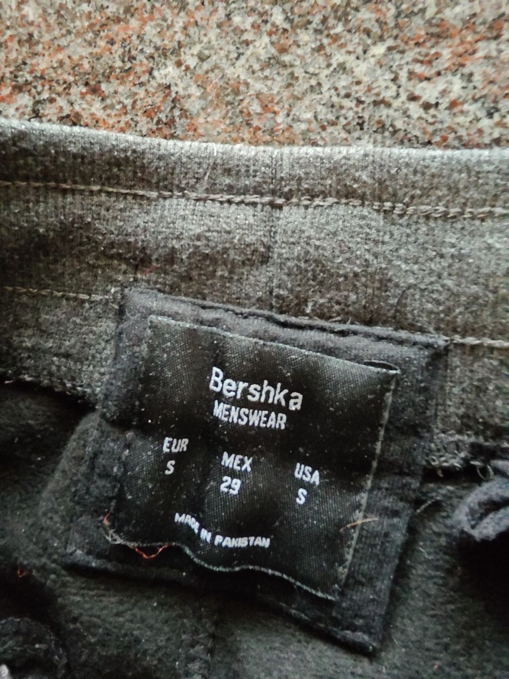 Pantaloni: Freizeit/Trainerhose S/M – Usato da Bätterkinden venduto da Elefantenzoo 2
