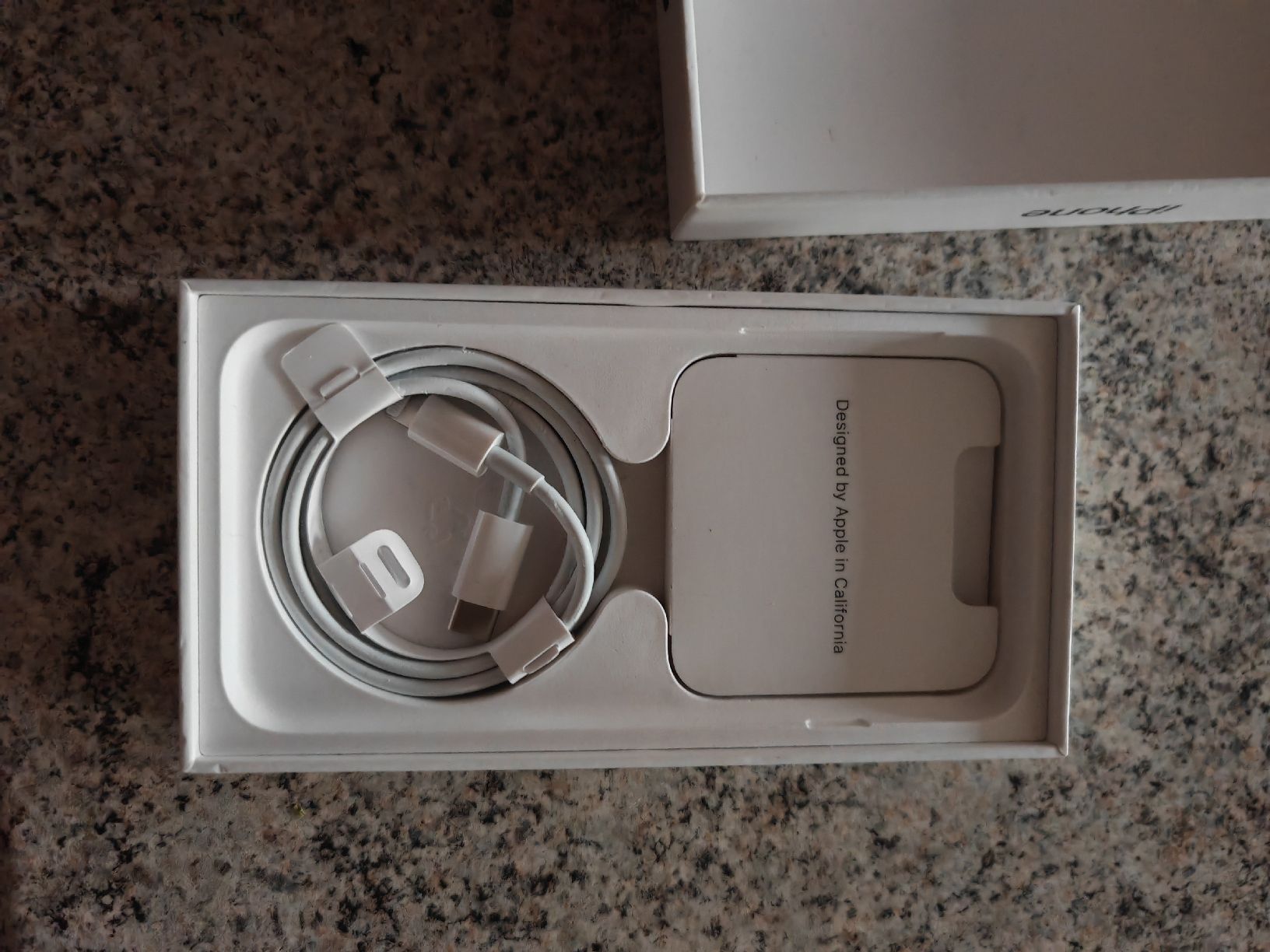 Apple Telefoni cellulari / Smartphones: IPhone SE 64 GB 2020 NEU – Nuovo e nell'imballaggio originale da Leimiswil venduto da Puschi23 2