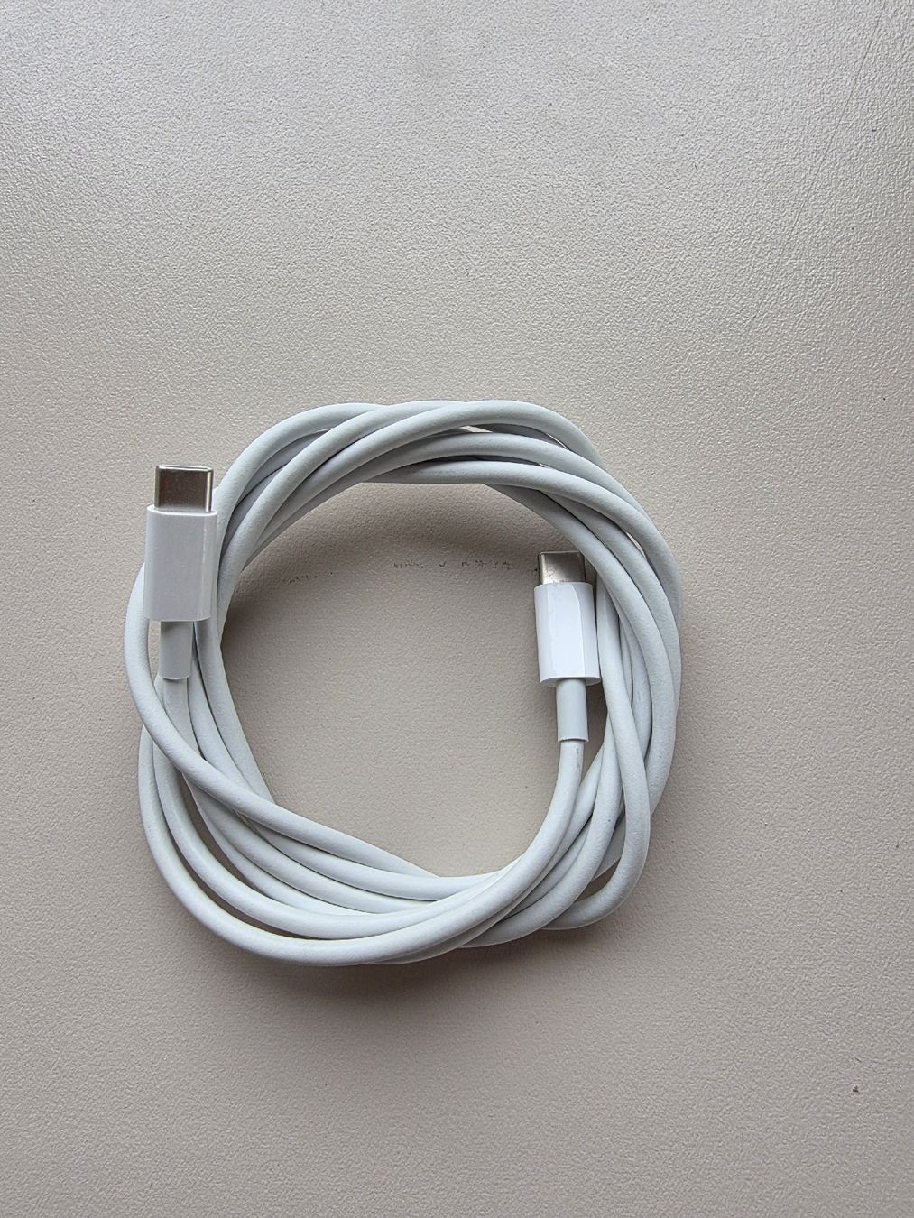 Apple Cavi: Apple MacBook usb-c Ladekabel  – Usato da Biberist venduto da Volo28