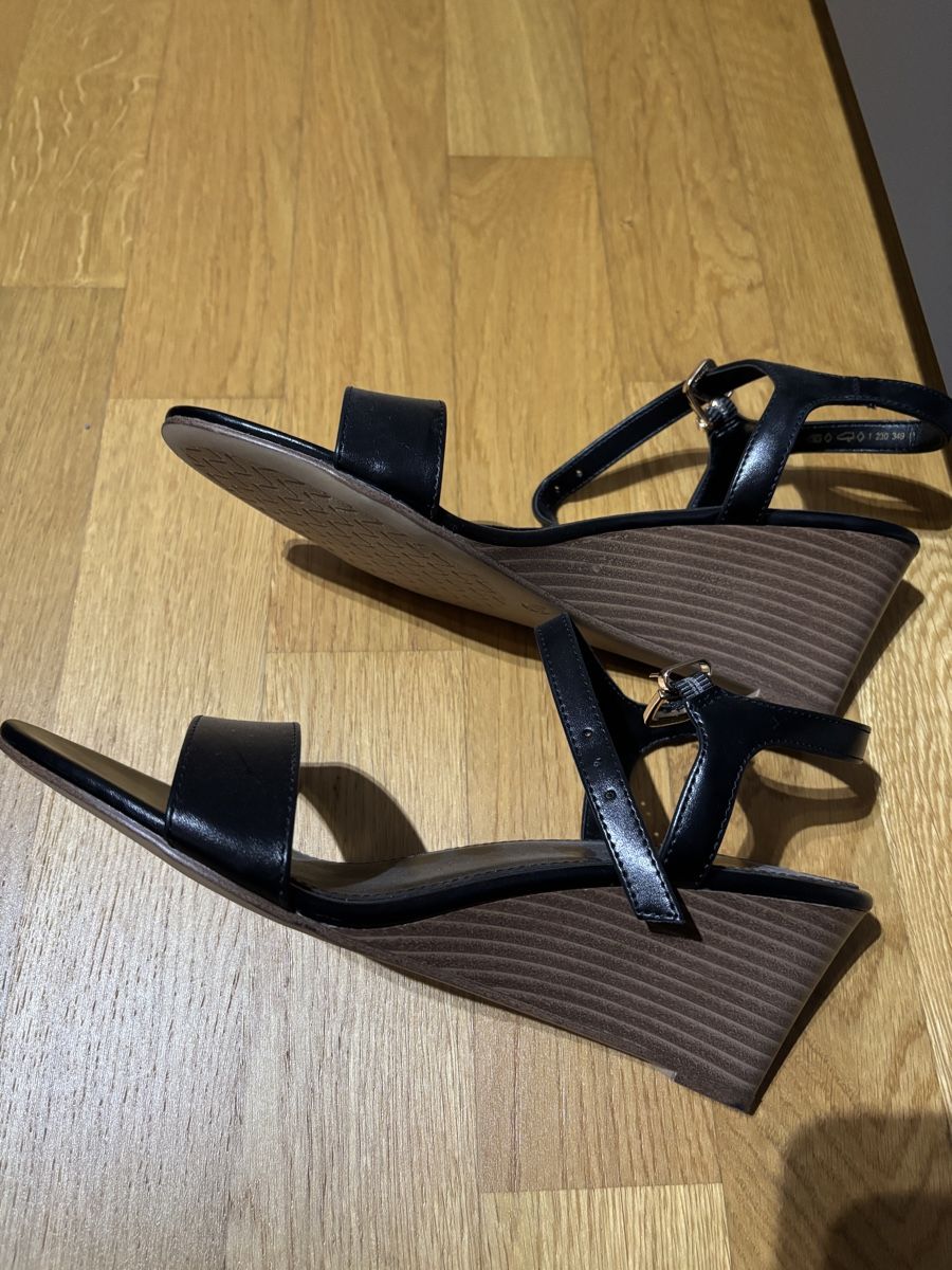 Scarpe da donna: Elegante Sandaletten Grösse 39 – Usato da Wangen an der Aare venduto da Semadeni13 1