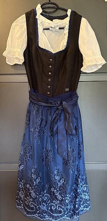 Kleider: Dirndl zu verkaufen – Gebraucht aus Mastrils von bet_8bn8 1