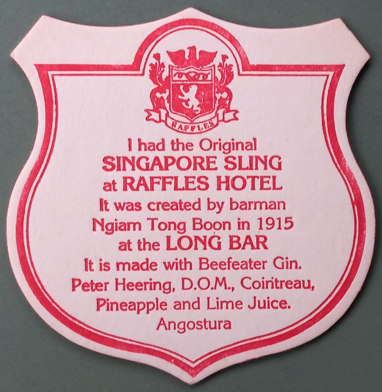 Dessous de verre: Bierdeckel - Raffles Hotel Singapore – D'occasion à Niederuzwil par lubimaja